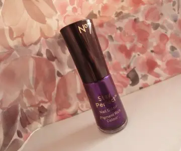 Vernis violet Number7, No. 7