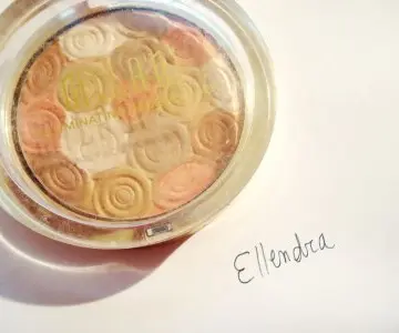 Illuminating face powder, Milani