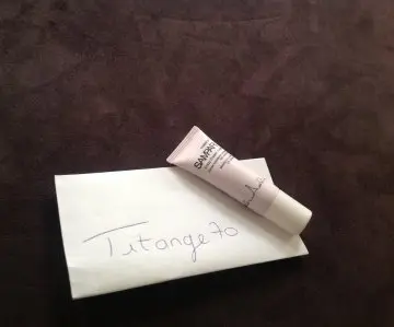 Creme hydratante teinte, Sampar
