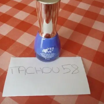 vernis bleu, Yes Love