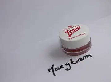 BLUSH SORBET, Essence