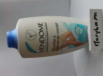 Douche & creme de rasage, Vendome