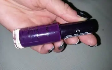 vernis YR Aubergine, Yves Rocher