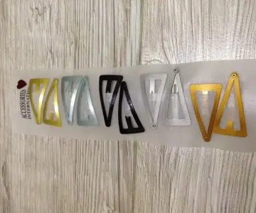 Barrettes/Pinces à cheveux, Inconnue