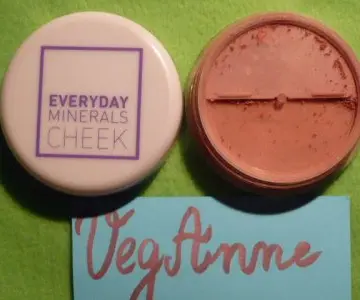 Blush poudre libre, Everyday minerals