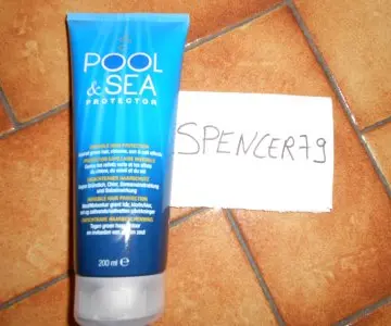 gel protecteur soleil et chlore, Revlon
