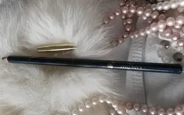 Crayon yeux marine, Lancôme