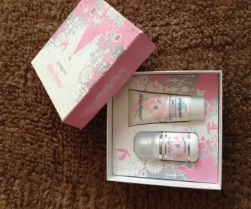 Coffret Cacharel, Cacharel