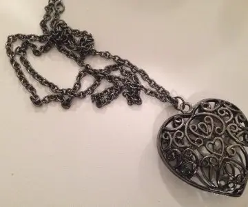Collier coeur, Claire's