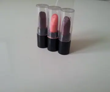 mini rouges a levres, Frédéric M