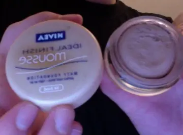 Fond de teint, Nivea
