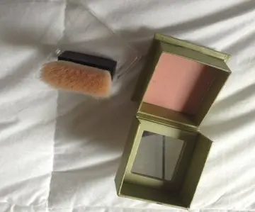 Blush benefit, Benefit