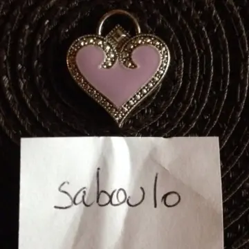 Pendentif cœur, Inconnue