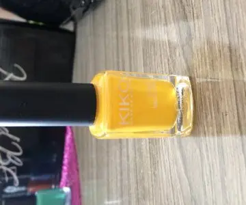 vernis KIKO jaune, KIKO