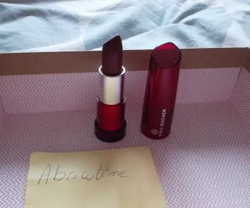 Rouge brillance végétale, Yves Rocher