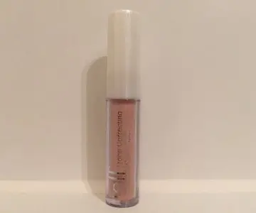 Correcteur anti cerne, Elf
