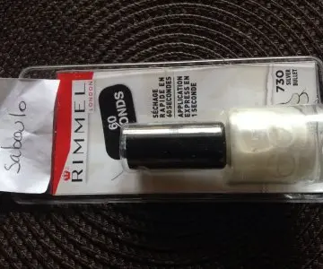 Vernis Rimmel 60 Seconds, Rimmel