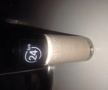 Fond de teint, Revlon