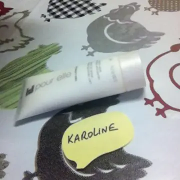 Lait velouté corps Pour Elle, Ted Lapidus