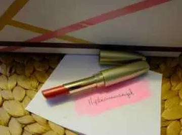 Rouge à lèvres longue tenue, Gemey Maybelline