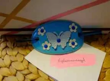 Barette bleue, Inconnue