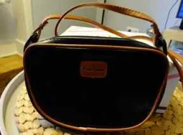 Pochette Pierre Cardin, Pierre Cardin