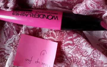 wonderlash mascara, Sence