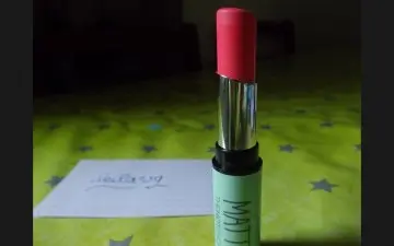 Rouge à levre matte rose neejolie, Née Jolie