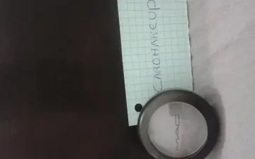 far a paupiere mac, MAC Cosmetics