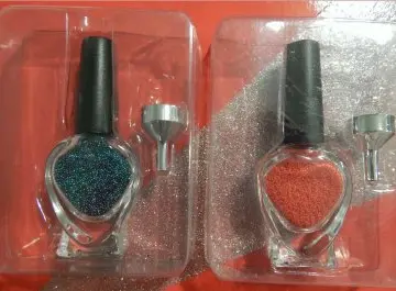 Duo caviar pour vernis, Inconnue