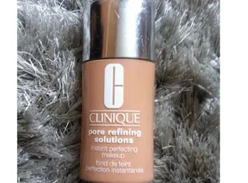 Pore refining Solutions, Clinique