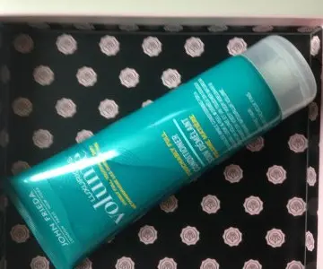 Soin démêlant volume matière, John Frieda