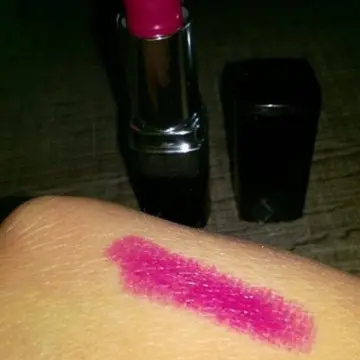 burlesque lipstick, Inconnue