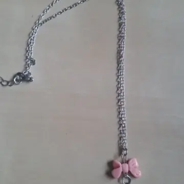 Collier, Inconnue