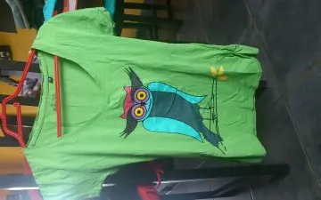tee shirt, Inconnue