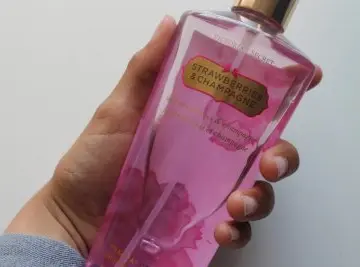 STRAWBERRIES & CHAMPAGNE, Victoria's Secret