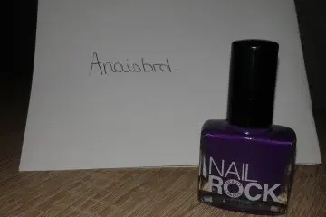 Vernis nail rock, Nails Rock