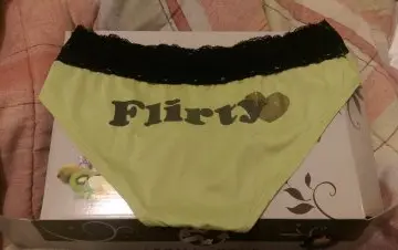 Culotte flirty vrerte et dentelle, Inconnue