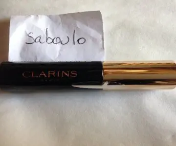 Wonder Volume Mascara, Clarin's