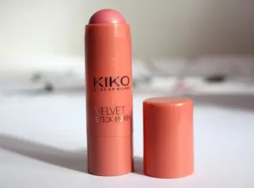 Velvet stick blush, KIKO