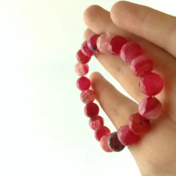 Bracelet pierre naturelle, Inconnue