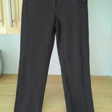 Pantalon, Inconnue