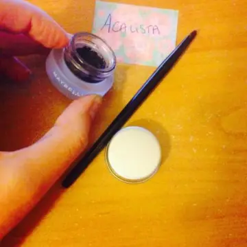 Gel eyeliner 24h Eyestudio Lasting drame, Maybelline