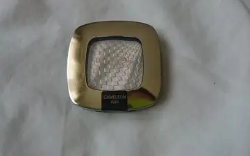 Fard à paupières, L'Oréal