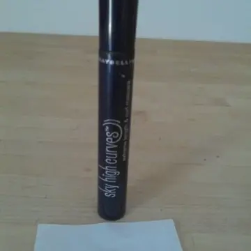 Mascara sky high curves, Maybelline
