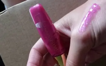 gloss, Astra