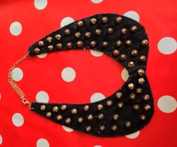 Collier plastron cole claudine a clous, Camaïeu