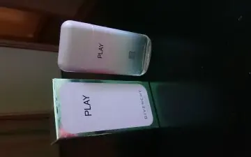 Play for her, Givenchy