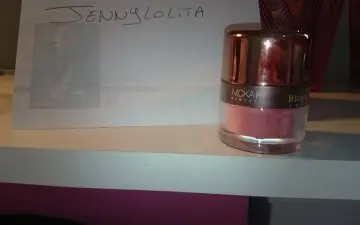 Blush rosé avec embout houppette, Nicka K