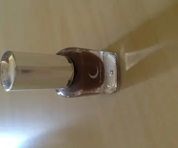 Vernis marron, By Sabrina azzi